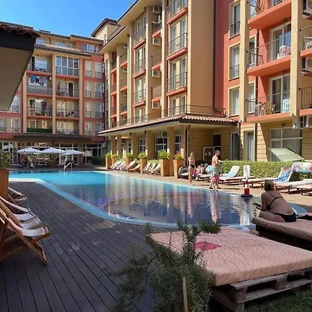 Апартаменти Sunny View Cacao *